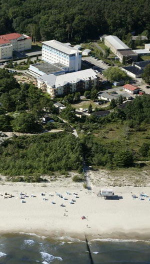 Luftansicht Hotel Wikinger Ostsee